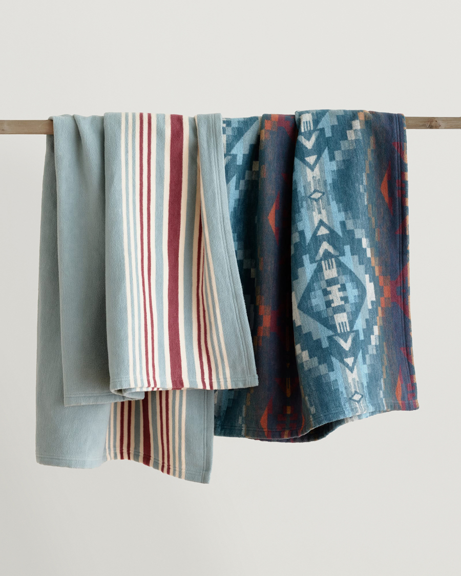 Men | Pendleton Blanket Set 2-Pack Carico/Marine Stripe | Pendleton | Blanket Set 2-Pack Carico/Marine Stripe