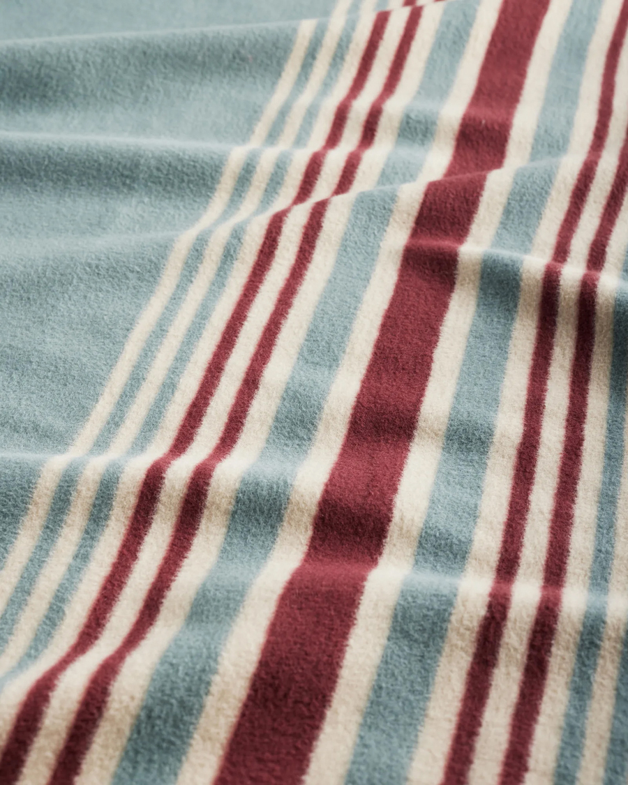 Men | Pendleton Blanket Set 2-Pack Carico/Marine Stripe | Pendleton | Blanket Set 2-Pack Carico/Marine Stripe