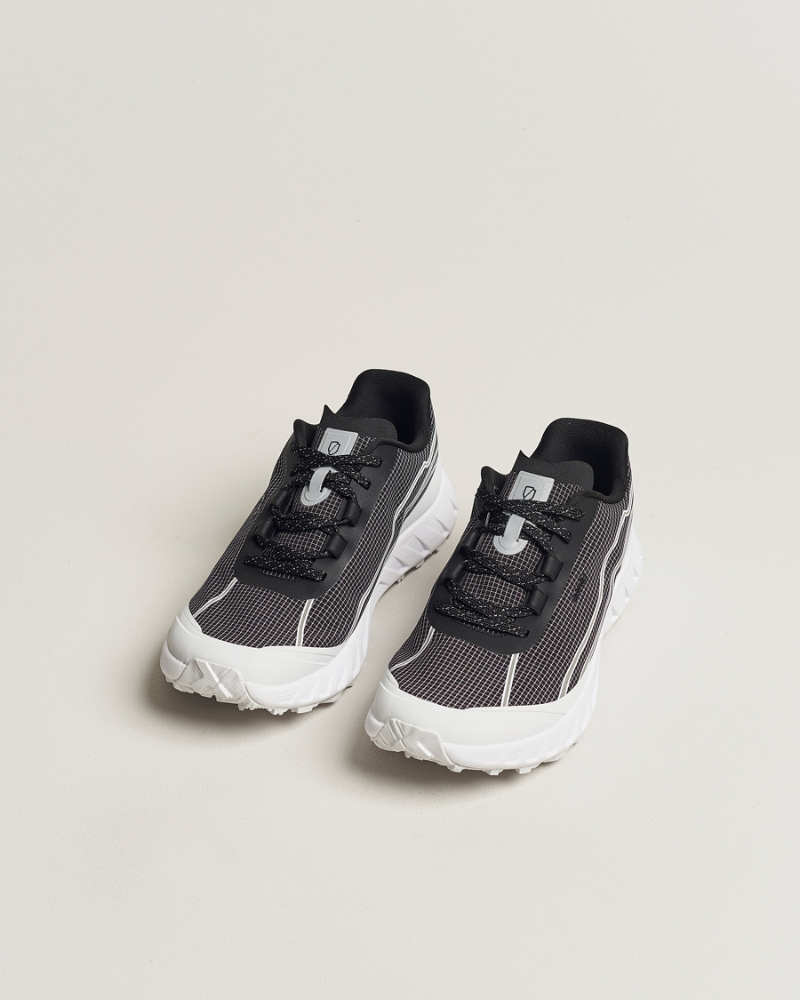 Men | Sneakers | Norda | 002 Running Sneakers Summit Black