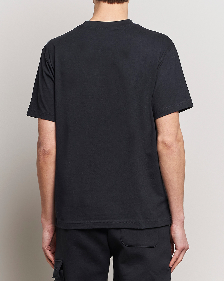 Men | T-Shirts | New Balance | Shifted Graphic T-Shirt Black