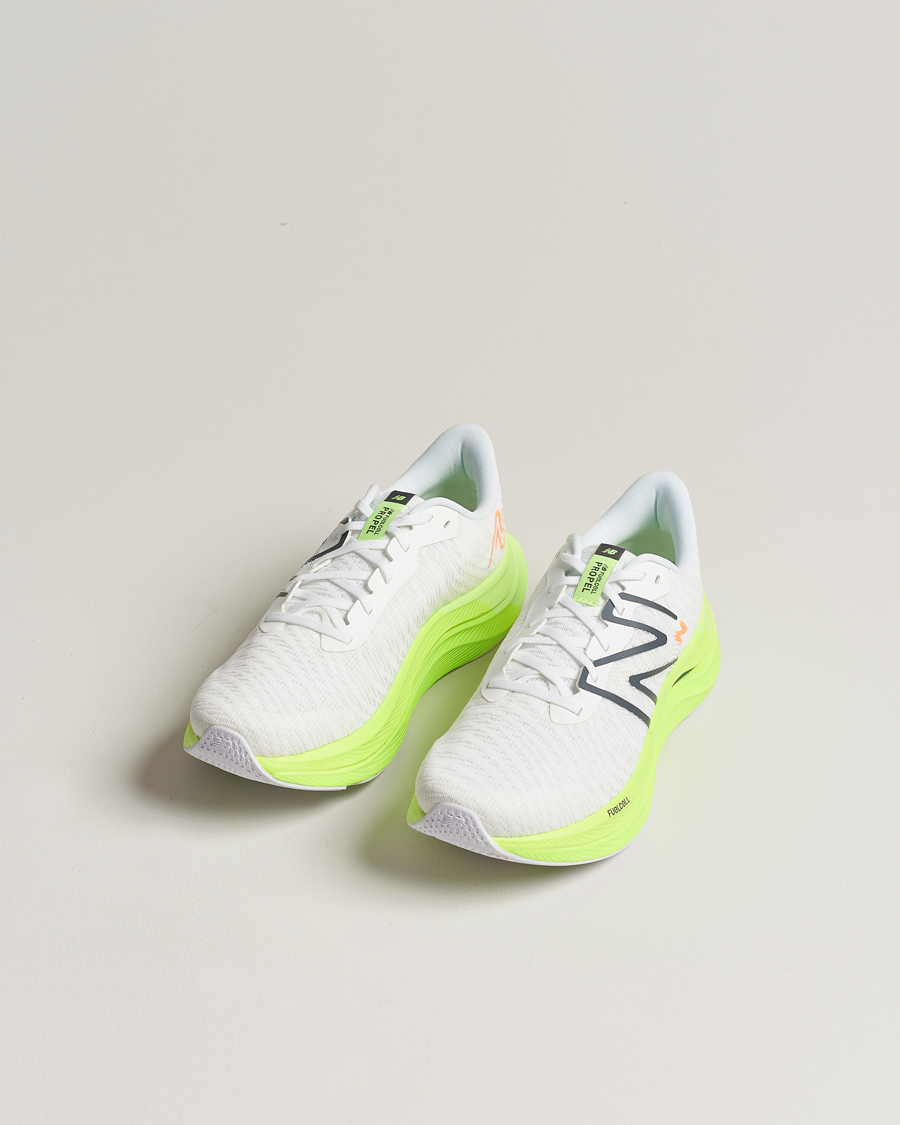 Men | Running shoes | New Balance Running | FuelCell Propel v4 White