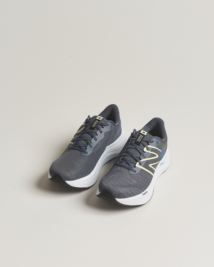 Men | New Balance Running FuelCell Propel v4 Graphite | New Balance Running | FuelCell Propel v4 Graphite