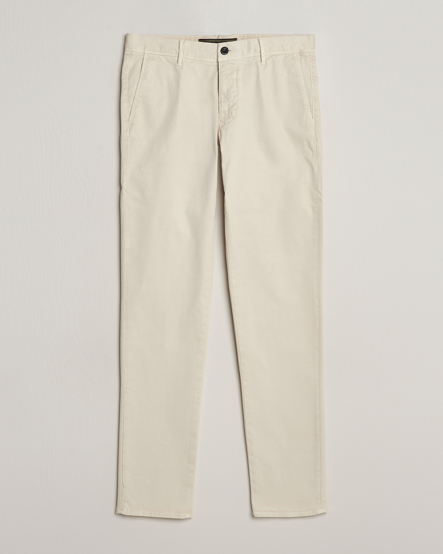 Men | Trousers | Incotex | Slim Fit Garment Dyed Slacks Off White