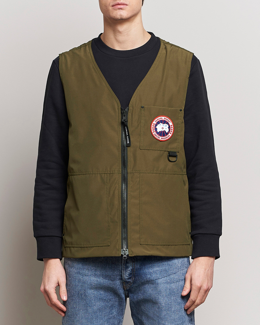 Men | Coats & Jackets | Canada Goose | Canmore Vest Military Green