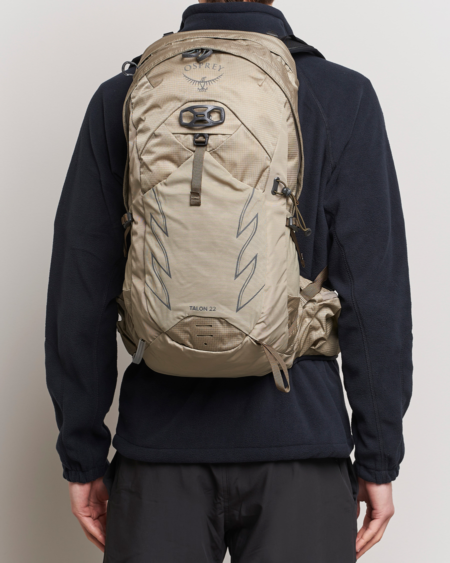 Men | Backpacks | Osprey | Talon 22 Backpack Sawdust/Earl Grey