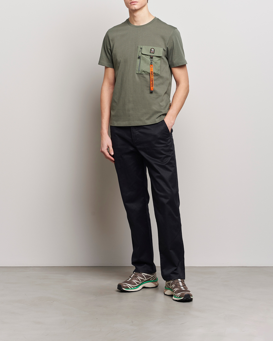 Men | T-Shirts | Parajumpers | Mojave Pocket Crew Neck T-Shirt Thyme Green
