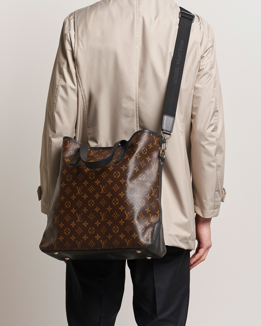 Men | Louis Vuitton Pre-Owned | Louis Vuitton Pre-Owned | Davis Tote Bag Monogram Macassar