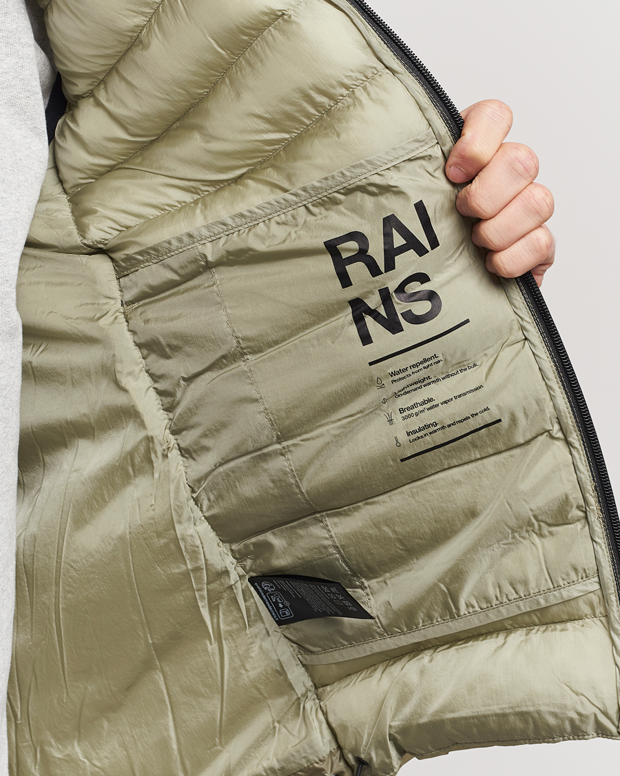 Men | Coats & Jackets | RAINS | Kaunas Hybrid Hooded Vest Earth