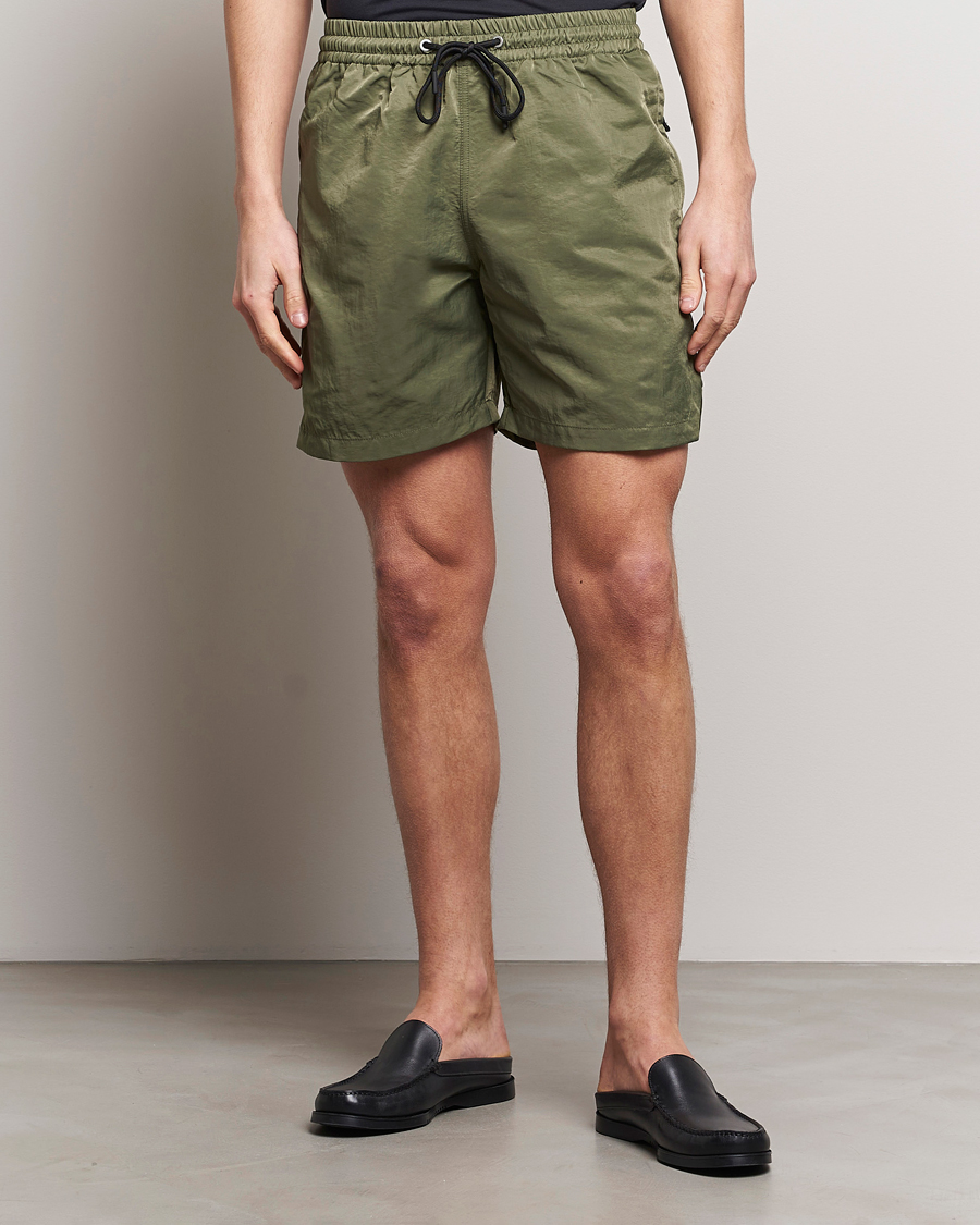 Men | Shorts | Sunflower | Mike Shorts Olive