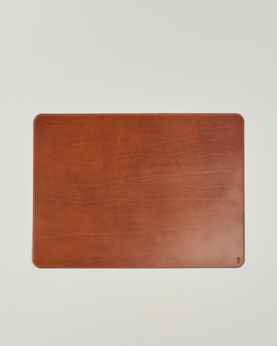 Men | Home | Tärnsjö Garveri | Leather Desk Mat Light Brown