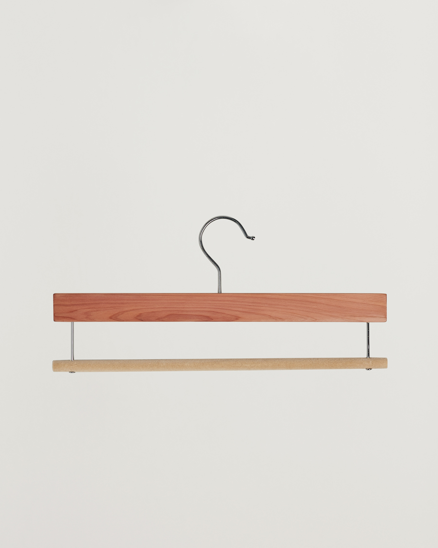 Men | Care of Carl Exclusives | Care with Carl | 2-Pack Cedar Wood Trouser Hangers