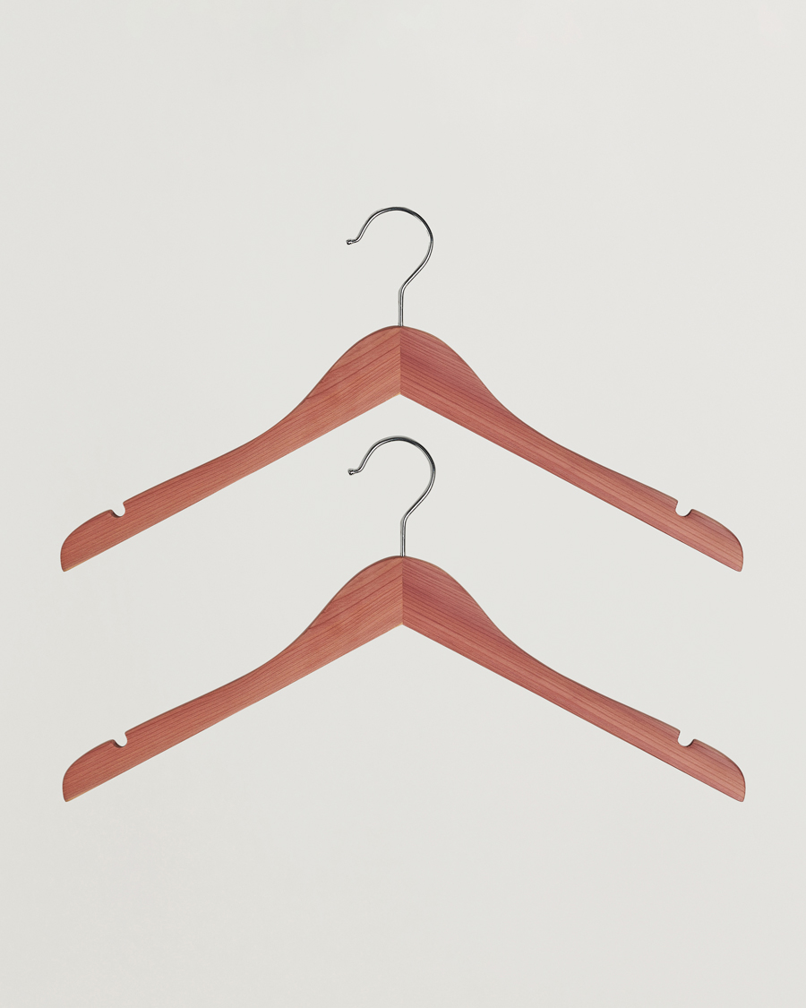 Men | Care of Carl Exclusives | Care with Carl | 2-Pack Cedar Wood Shirt Hangers