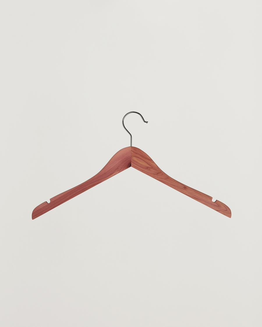Men | Care of Carl Exclusives | Care with Carl | 2-Pack Cedar Wood Shirt Hangers