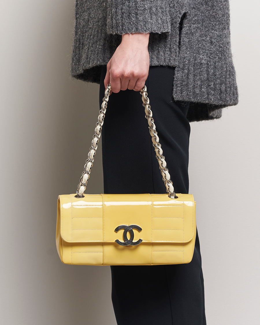 Men | Chanel Pre-Owned Patent Flap Bag Yellow | Chanel Pre-Owned | Patent Flap Bag Yellow