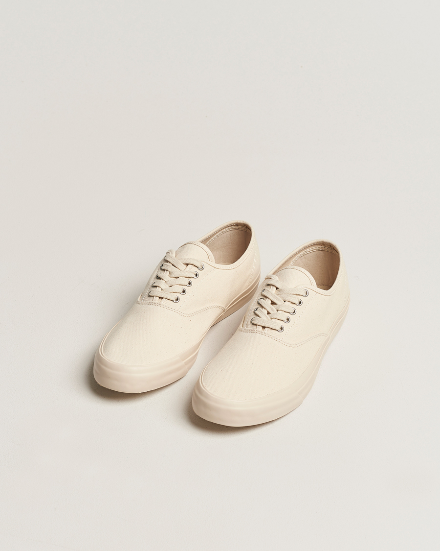 Men | New product images | BEAMS PLUS | x Sperry Canvas Sneakers Ivory