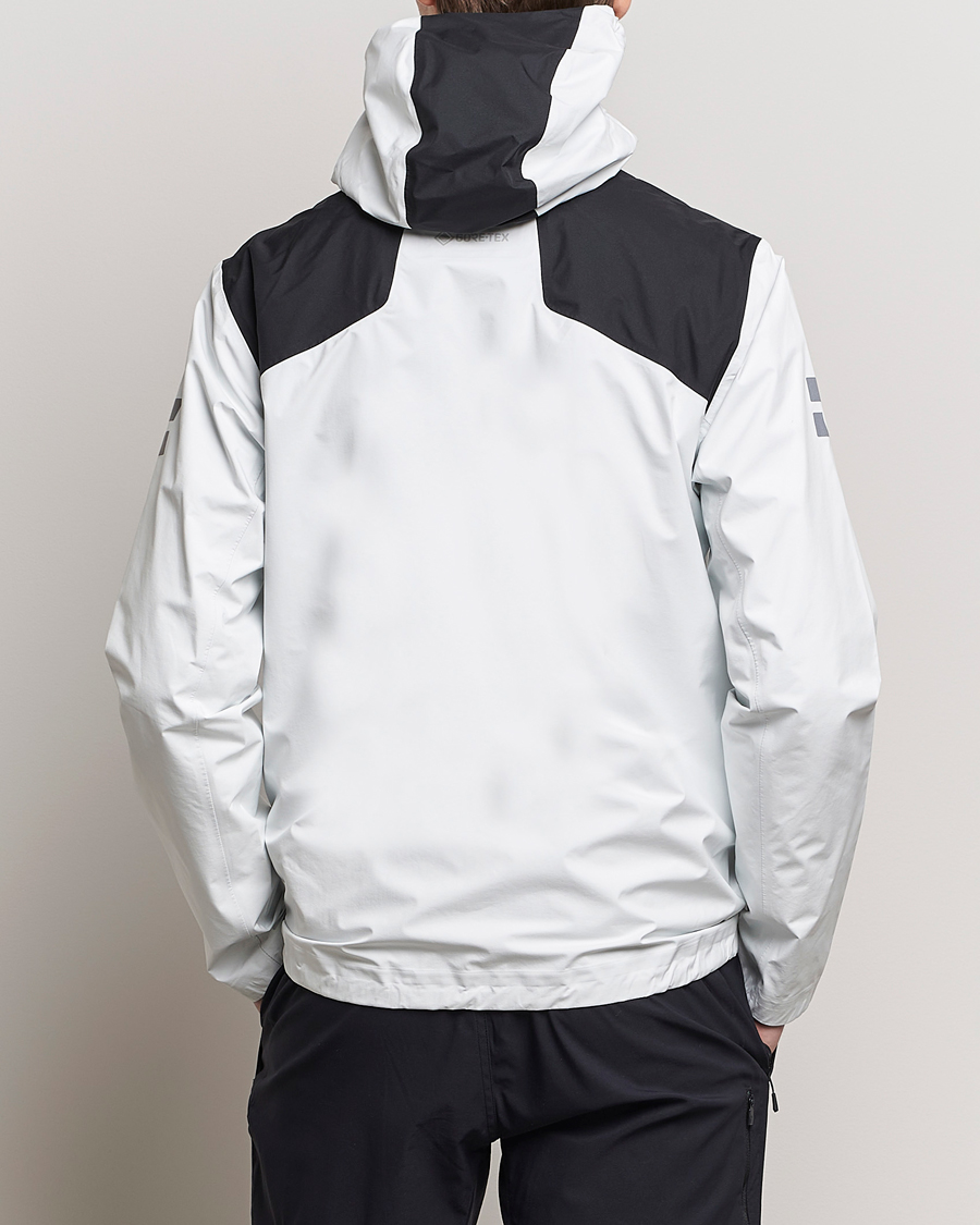 Men | Coats & Jackets | Sail Racing | Spray Gore-Tex Hooded Jacket Storm White