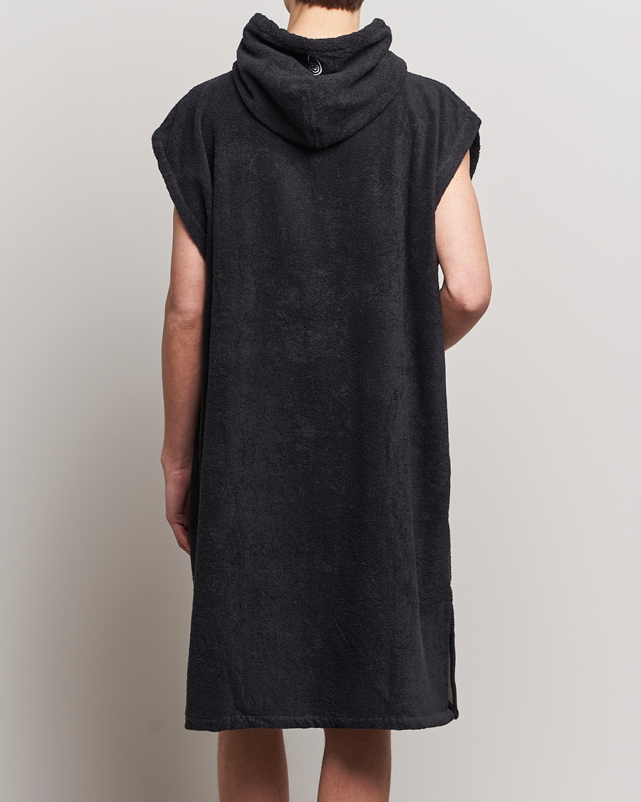 Men | Swimwear | Sail Racing | Bowman Poncho Carbon