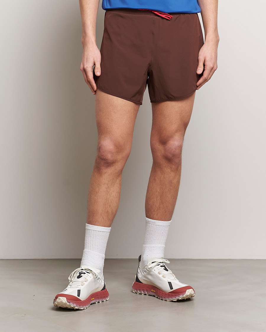 Homme |  | District Vision | 5 Inch Training Shorts Cacao
