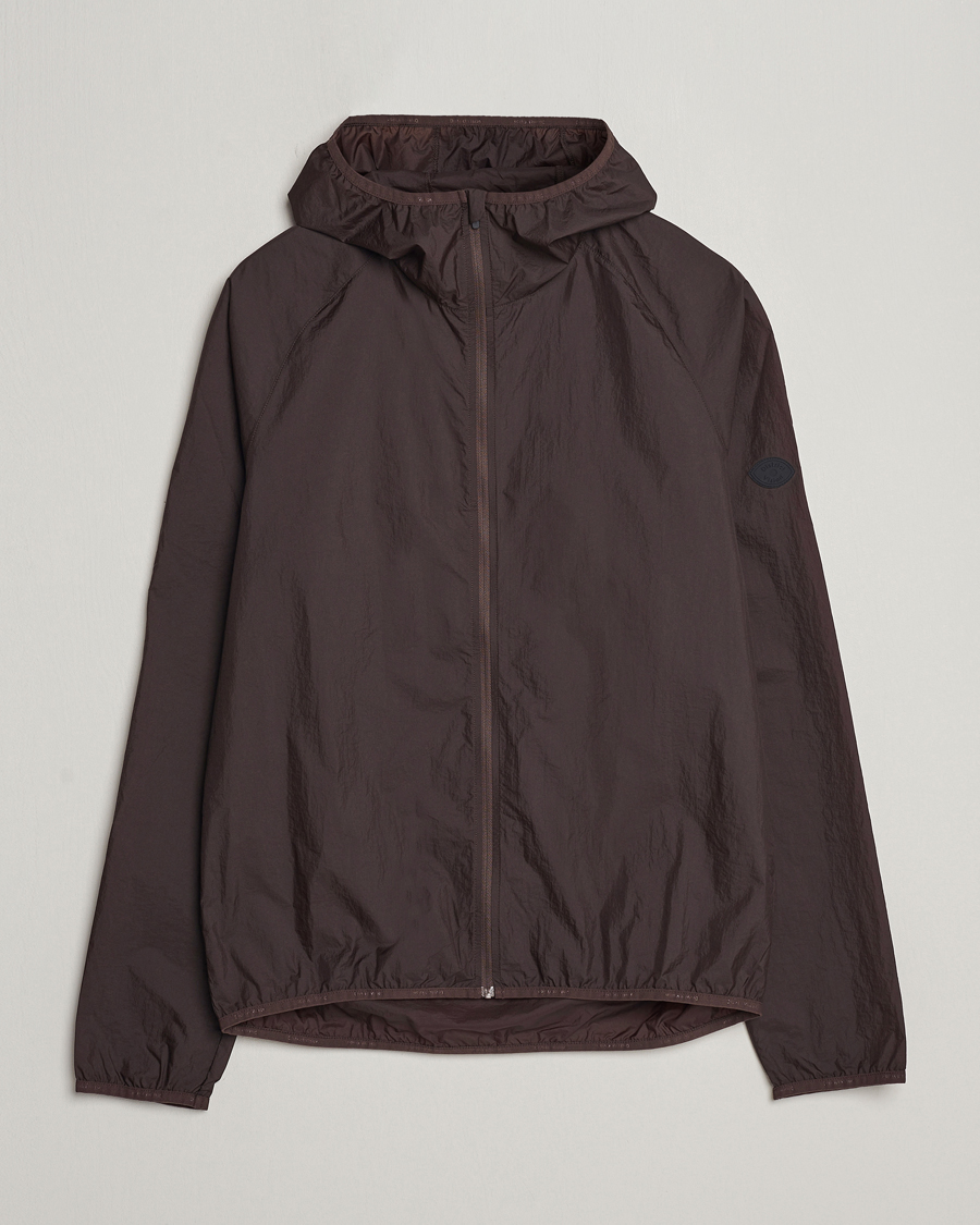 Men | Coats & Jackets | District Vision | Ultralight Packable DWR Wind Jacket Cacao