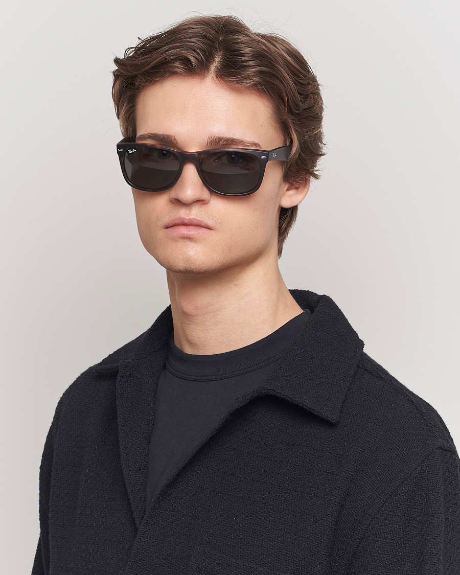 Men | Sunglasses | Ray-Ban | New Wayfarer Sunglasses Havana