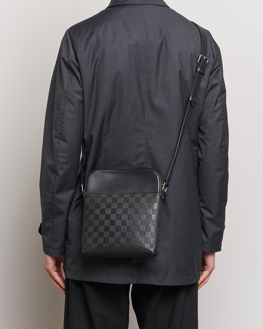 Men | Pre-Owned & Vintage Bags | Louis Vuitton Pre-Owned | Damier Infini Pochette District Shoulder Bag 