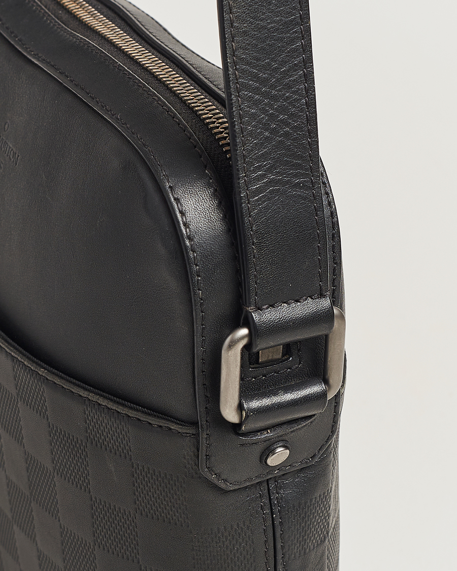 Men | Louis Vuitton Pre-Owned Damier Infini Pochette District Shoulder Bag | Louis Vuitton Pre-Owned | Damier Infini Pochette District Shoulder Bag