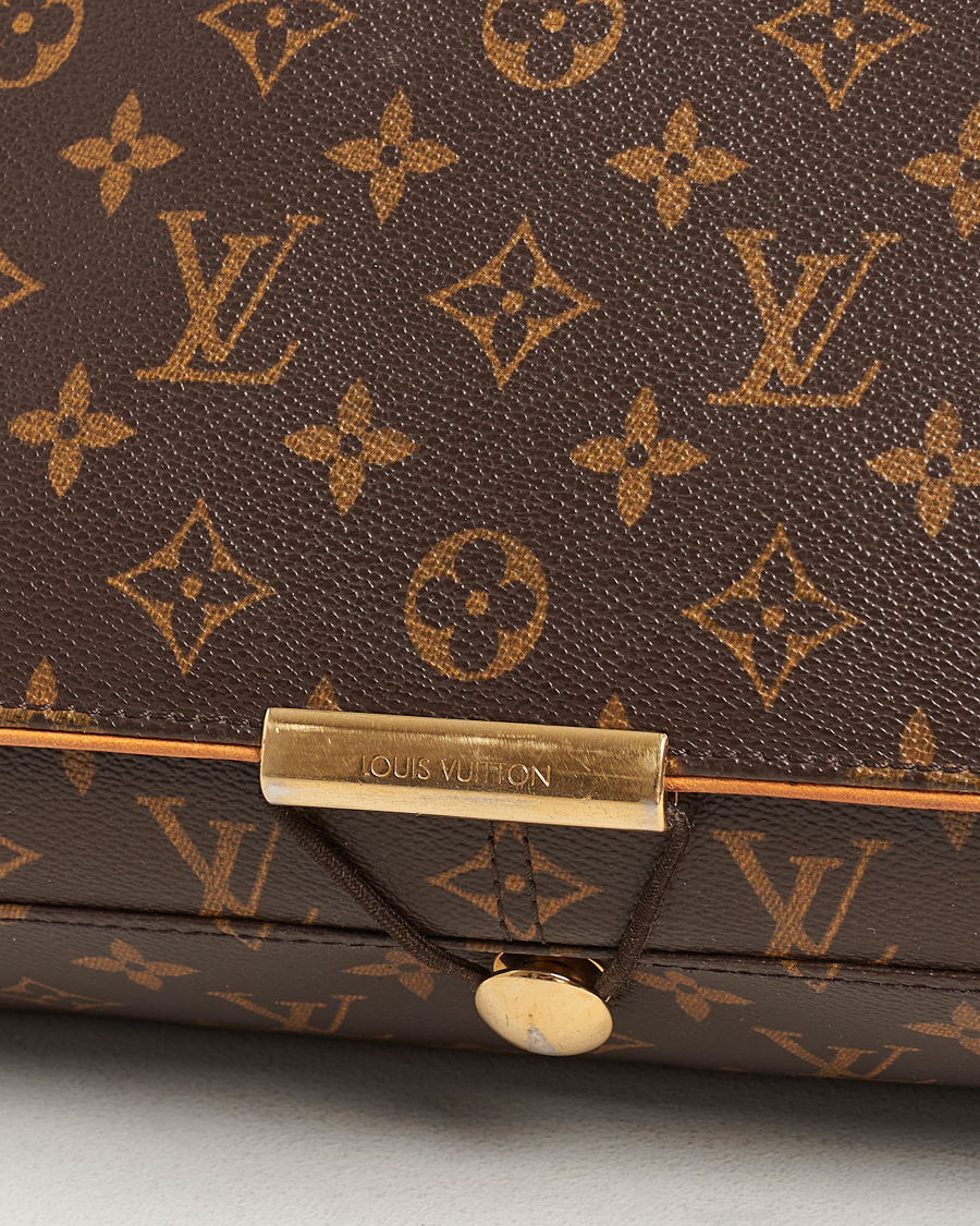 Men | Louis Vuitton Pre-Owned Abbesses Messenger Bag Monogram | Louis Vuitton Pre-Owned | Abbesses Messenger Bag Monogram