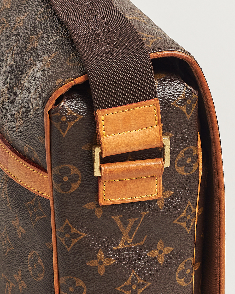 Men | Louis Vuitton Pre-Owned Abbesses Messenger Bag Monogram | Louis Vuitton Pre-Owned | Abbesses Messenger Bag Monogram