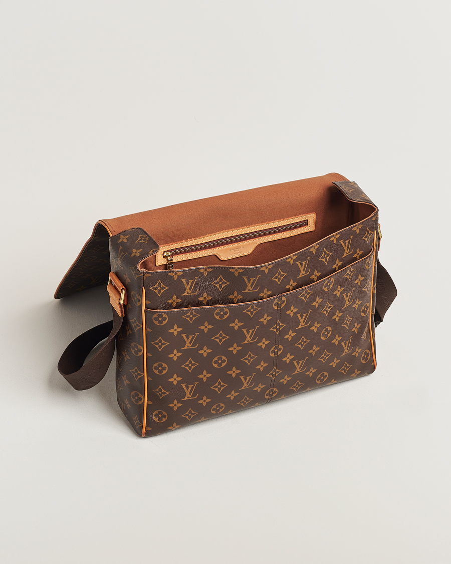 Men | Louis Vuitton Pre-Owned Abbesses Messenger Bag Monogram | Louis Vuitton Pre-Owned | Abbesses Messenger Bag Monogram
