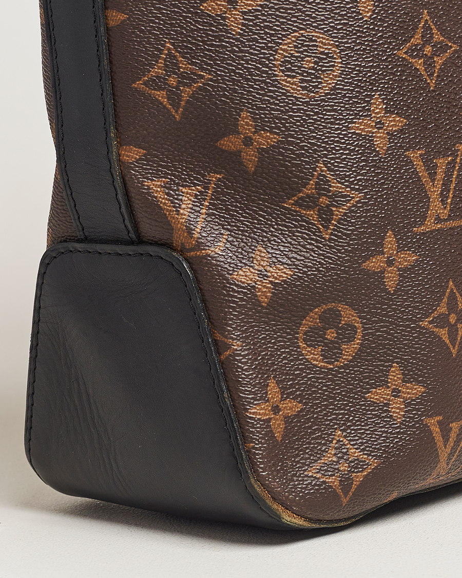 Men | Louis Vuitton Pre-Owned Davis Macassar Tote Monogram | Louis Vuitton Pre-Owned | Davis Macassar Tote Monogram