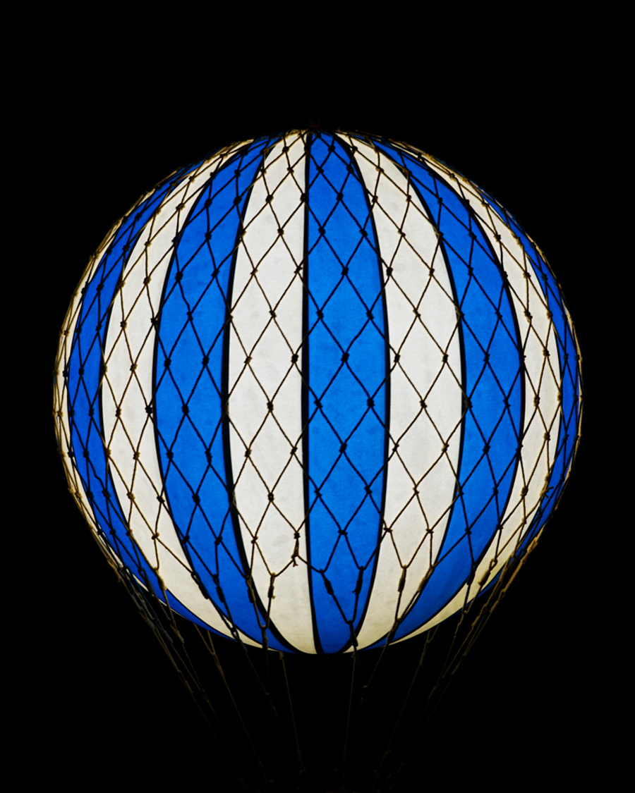 Men | Decoration | Authentic Models | Travels Light Led Balloon Blue