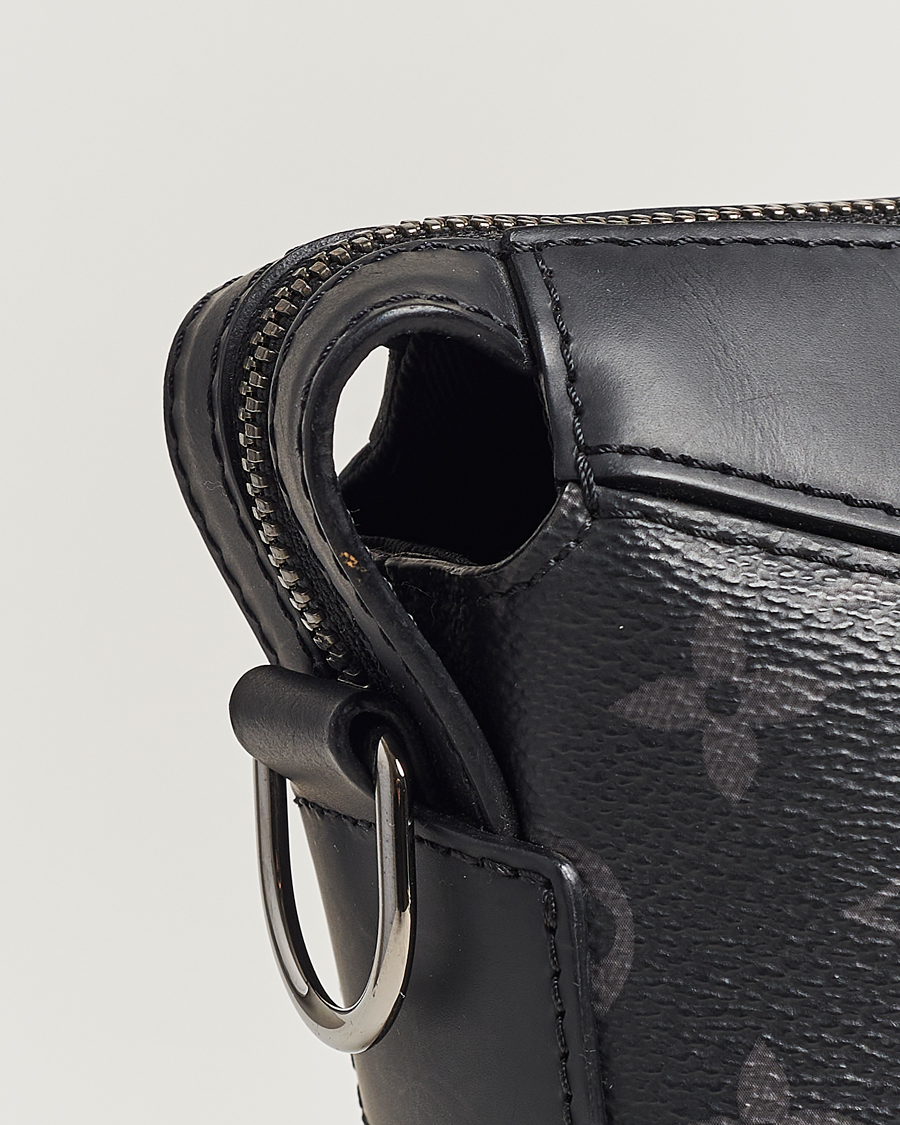 Men | Louis Vuitton Pre-Owned Explorer Tote Bag Monogram Eclipse | Louis Vuitton Pre-Owned | Explorer Tote Bag Monogram Eclipse