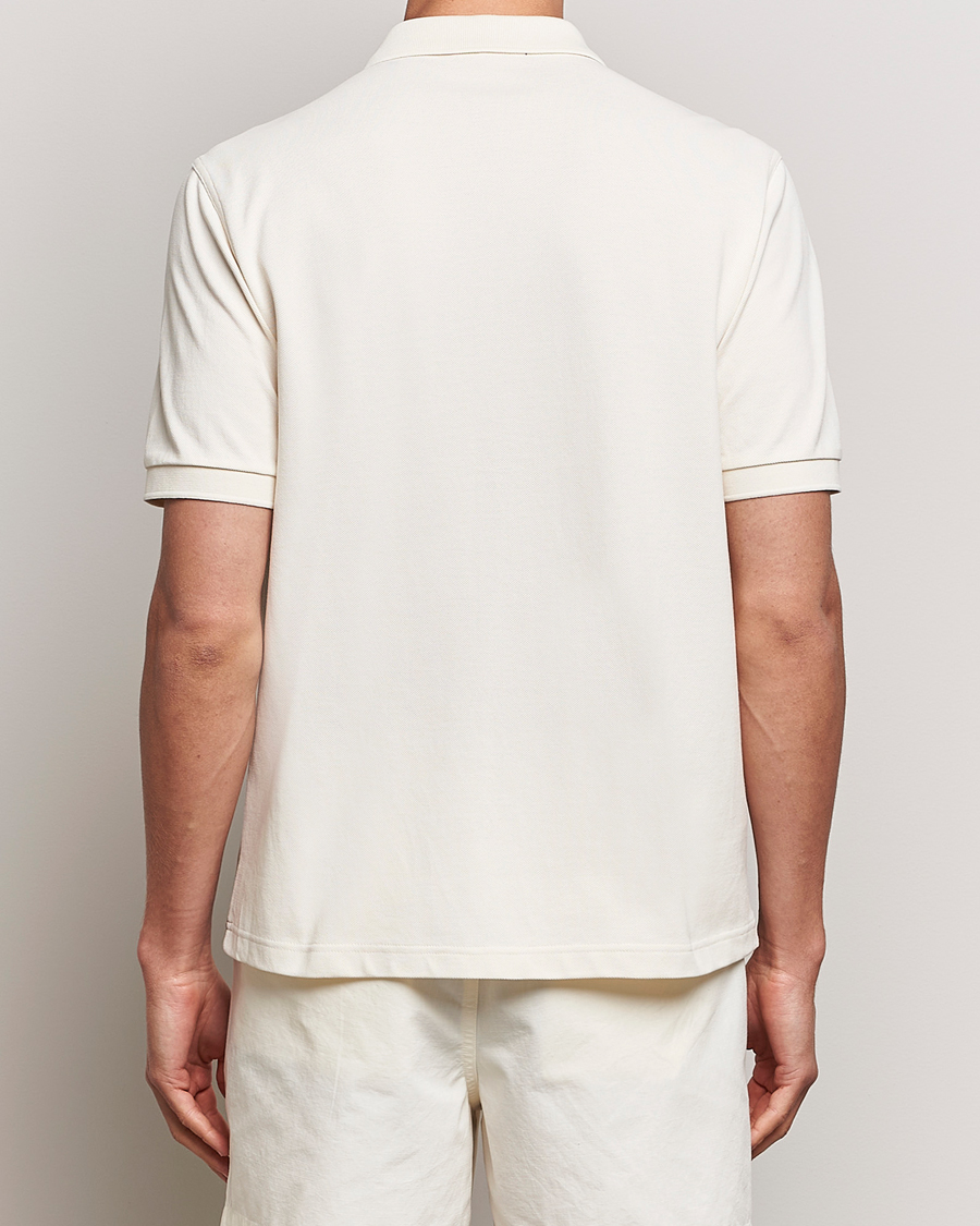Men | Shirts | Fred Perry | Towelling Panel Polo Short Sleeve Shirt Ecru