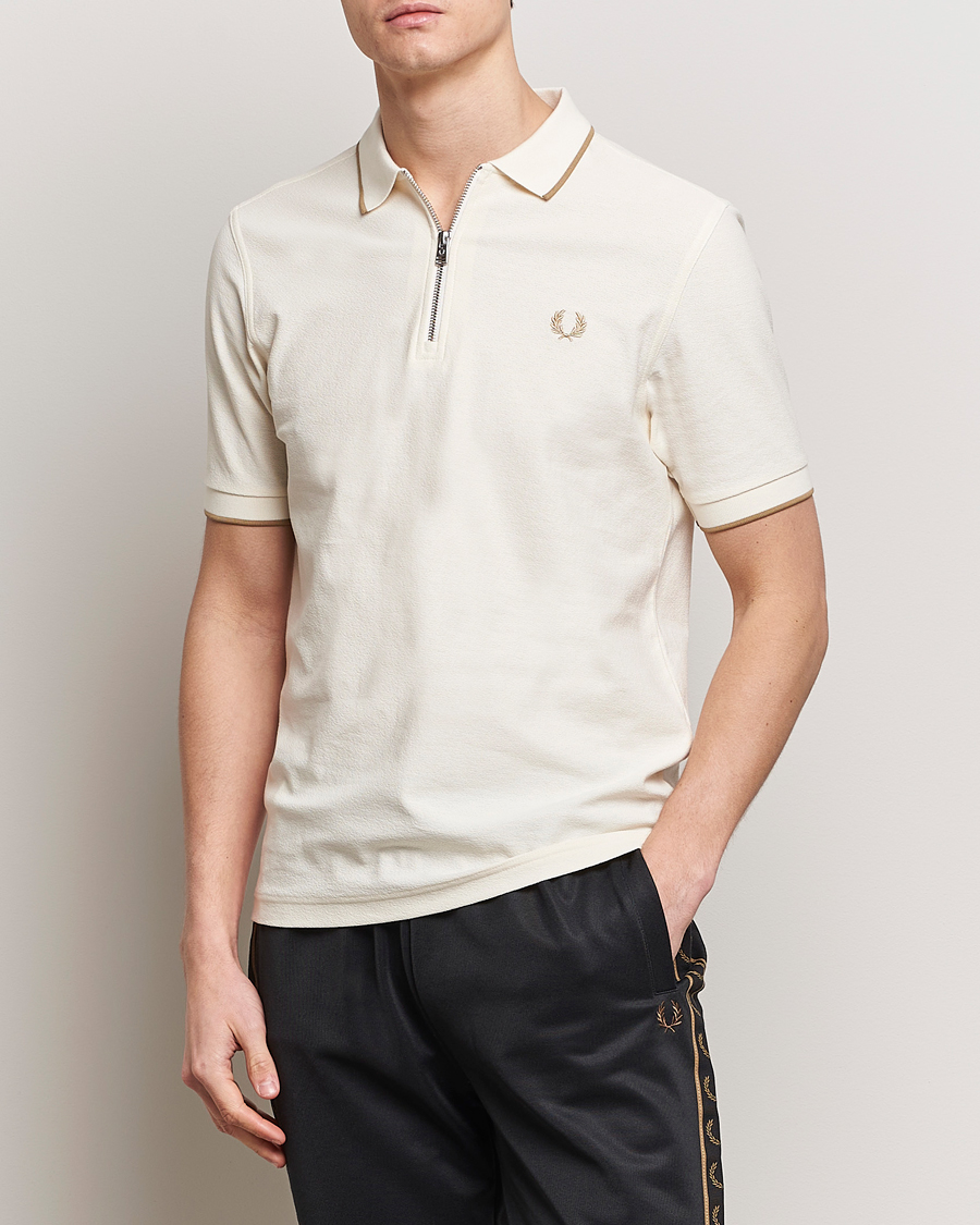 Men | What's new | Fred Perry | Crépe Half Zip Polo Ecru