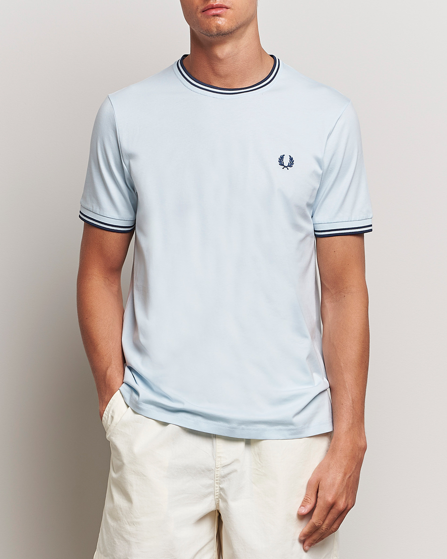 Men | T-Shirts | Fred Perry | Twin Tipped T-Shirt Light Ice