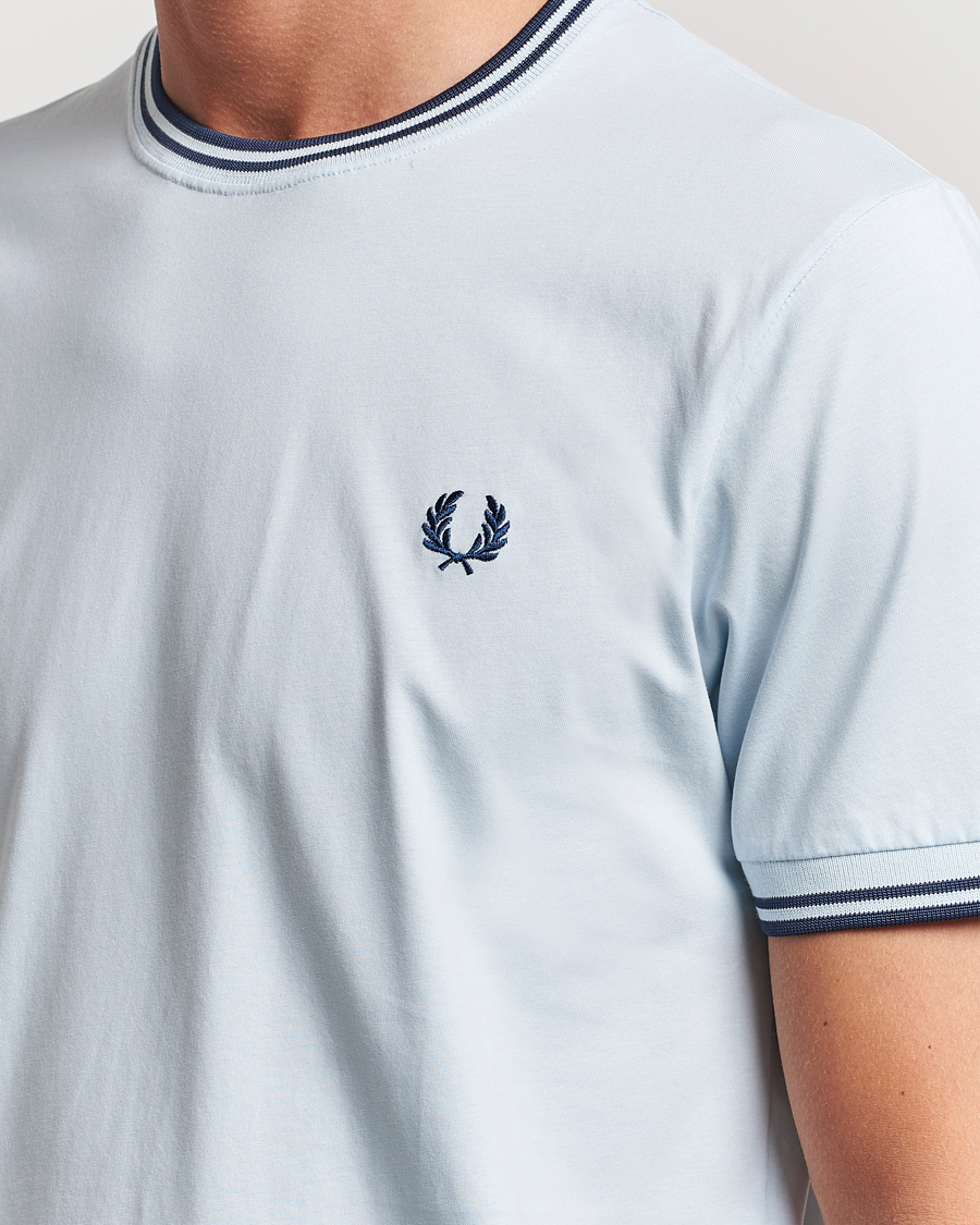 Men | T-Shirts | Fred Perry | Twin Tipped T-Shirt Light Ice