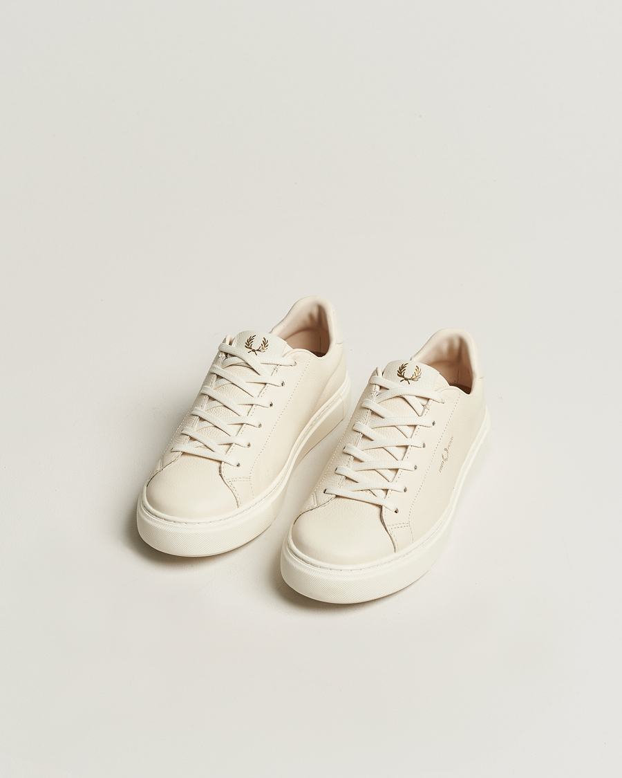 Men | Best of British | Fred Perry | B71 Grained Leather Sneaker Ecru