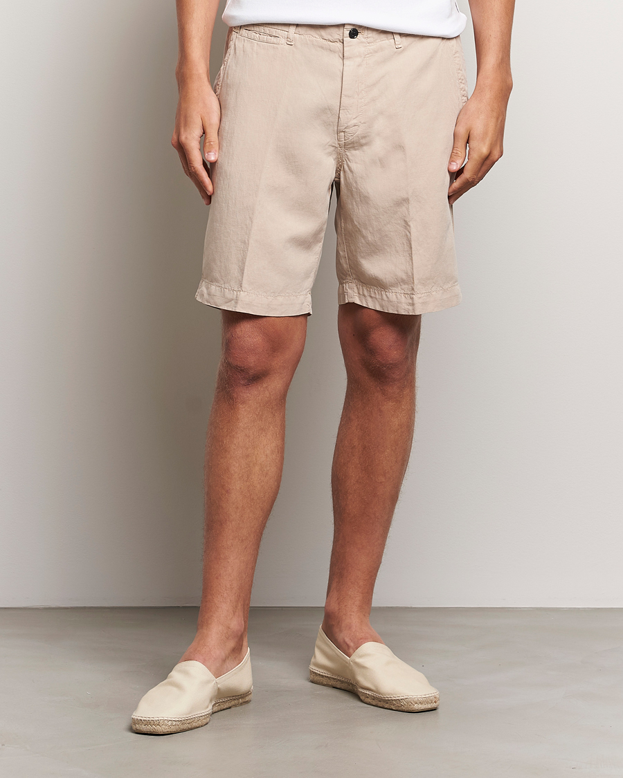 Men |  | Oscar Jacobson | Poggio Washed Linen Shorts Beige