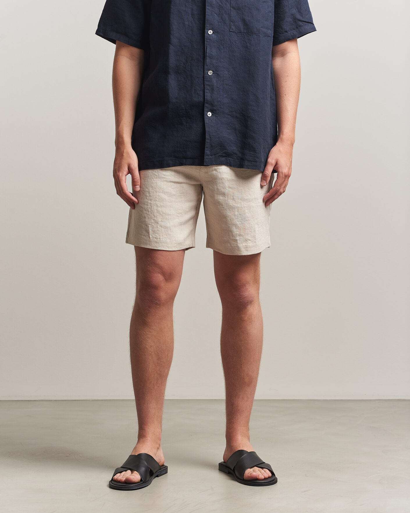 Men | Shorts | A Day's March | Luny Linen Shorts Oyster