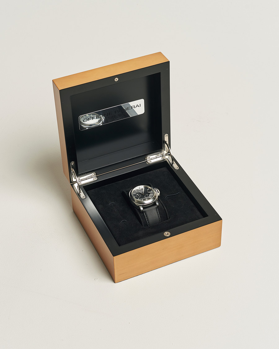 Men | Panerai Pre-Owned Luminor PAM00090 Silver | Panerai Pre-Owned | Luminor PAM00090 Silver