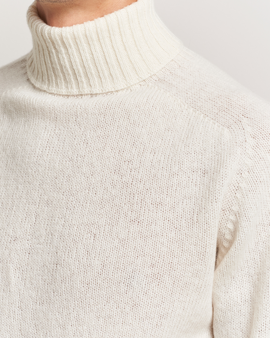 Harley Of Scotland Supersoft Lambswool Rollneck Winter White at