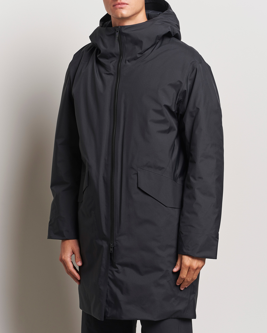 Men | Coats & Jackets | Arc'teryx Veilance | Monitor Down Coat Phantasm