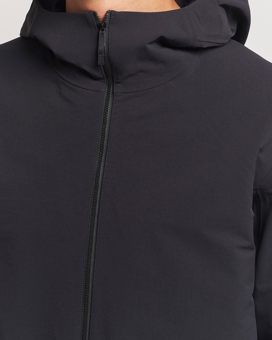 Men | Coats & Jackets | Arc'teryx Veilance | Isogon GORE-TEX Hooded Shell Jacket Black
