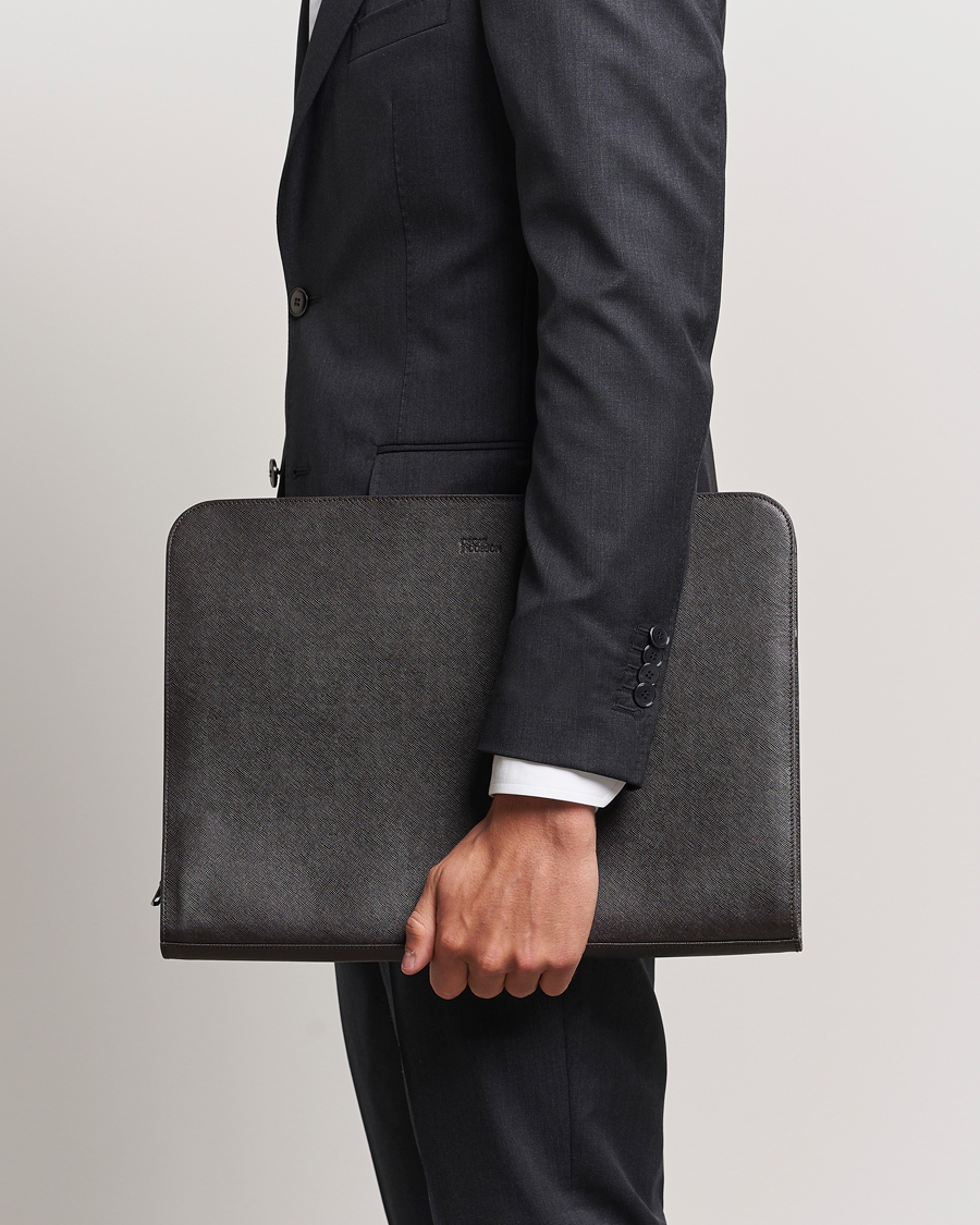 Men | Briefcases | Oscar Jacobson | Laptop Leather Holder Forastero Brown