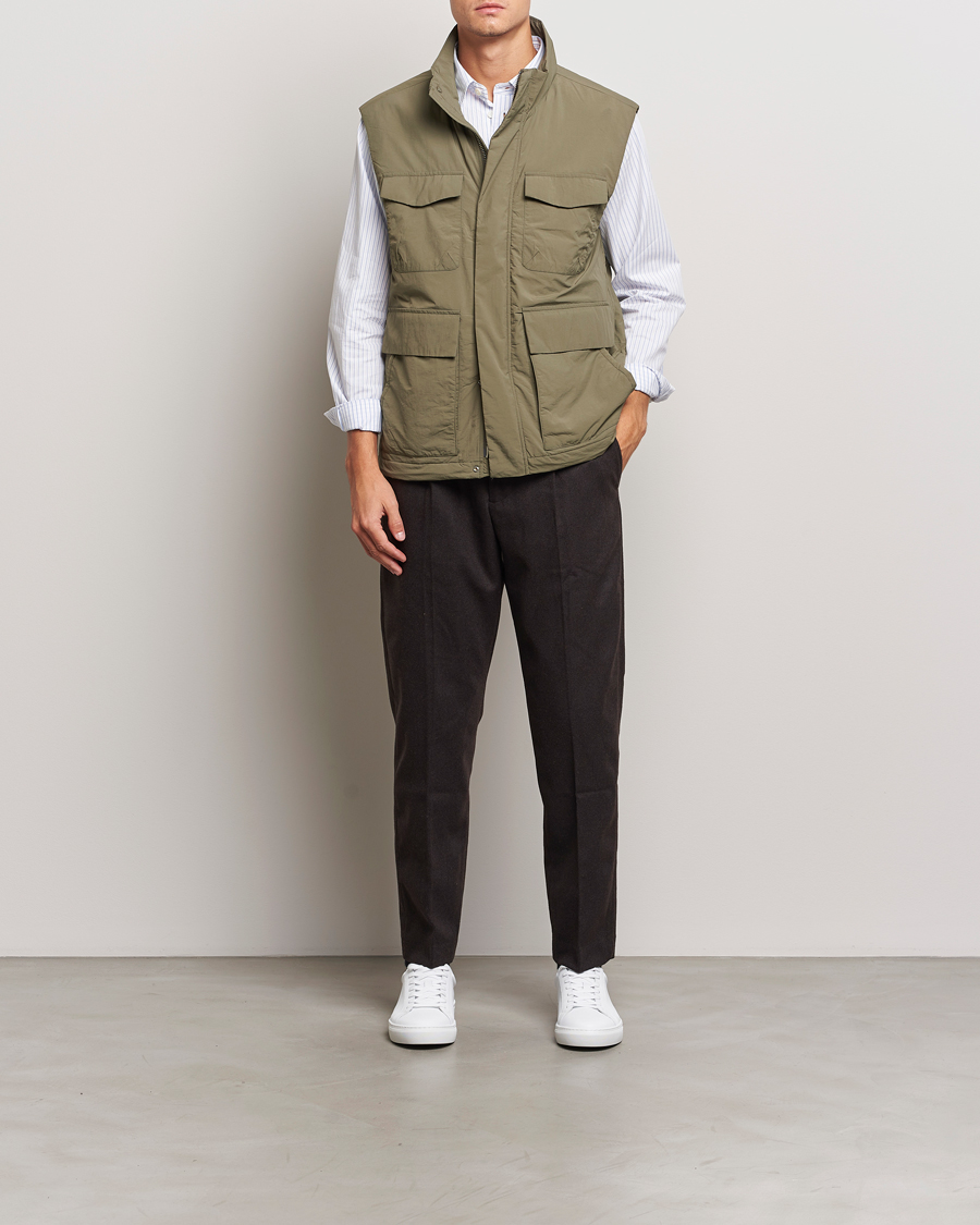 Men | Coats & Jackets | NN07 | Perry Nylon Padded Vest Capers Green