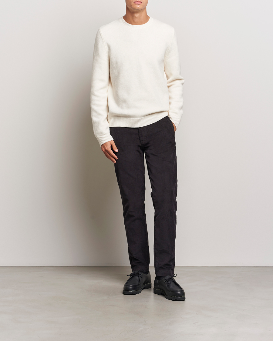 Pantalon Chino Levi's Made&Crafted En Velours Côtelé Noir - Taille W28, Neuf Avec étiquettes