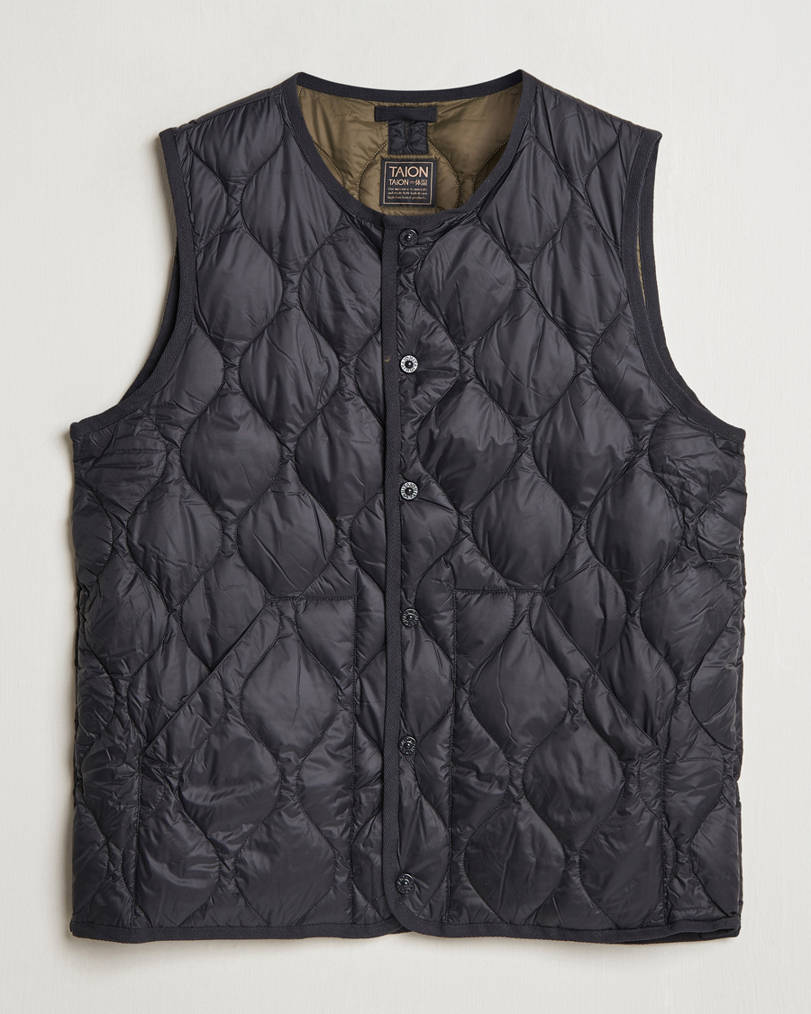 Men | Coats & Jackets | TAION | Military Crew Neck Down Vest Black