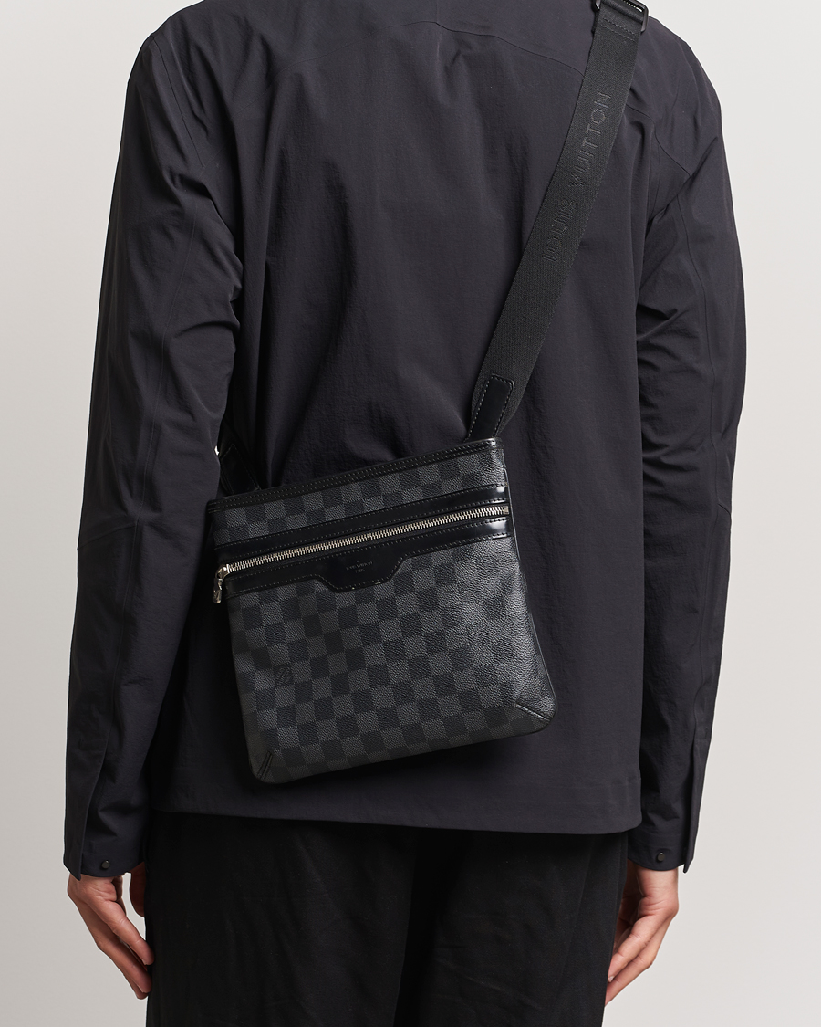 Men | Pre-Owned & Vintage Bags | Louis Vuitton Pre-Owned | Thomas Messenger Bag Damier Graphite 