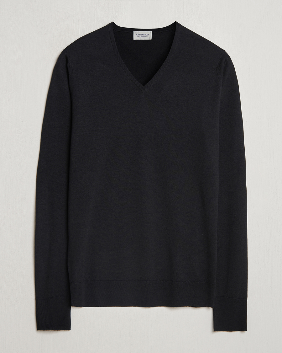Men | Sweaters & Knitwear | John Smedley | Bobby Extra Fine Merino V-Neck Pullover Black
