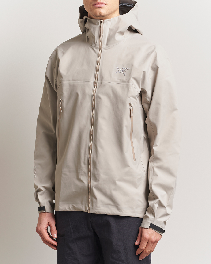 Men | Coats & Jackets | Arc'teryx | Beta Gore-Tex Jacket Rune